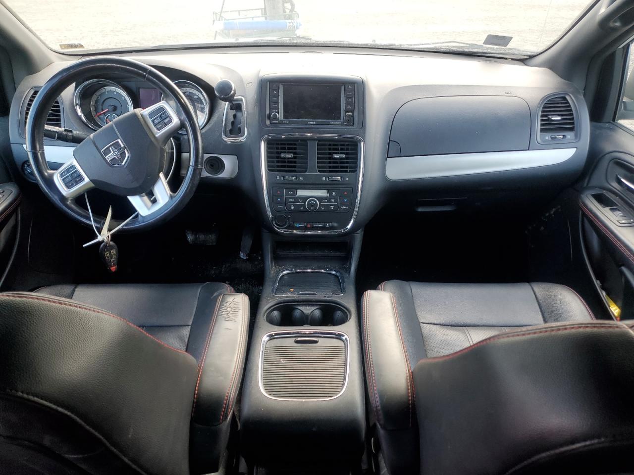 2019 Dodge Caravan - Image 8