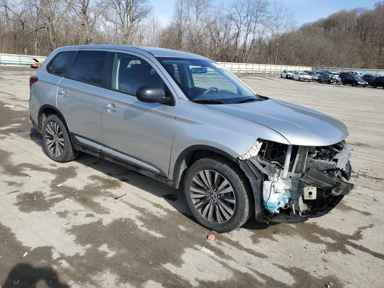 2020 Mitsubishi Outlander - Image 4