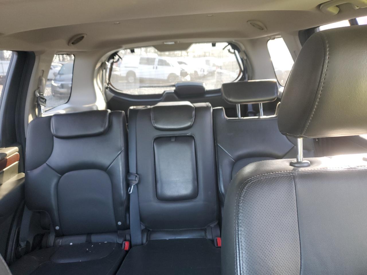 2011 Nissan Pathfinder - Image 10