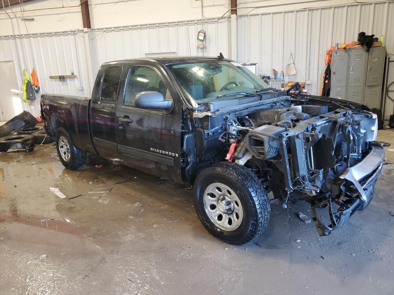 2009 Chevrolet Silverado - Image 4