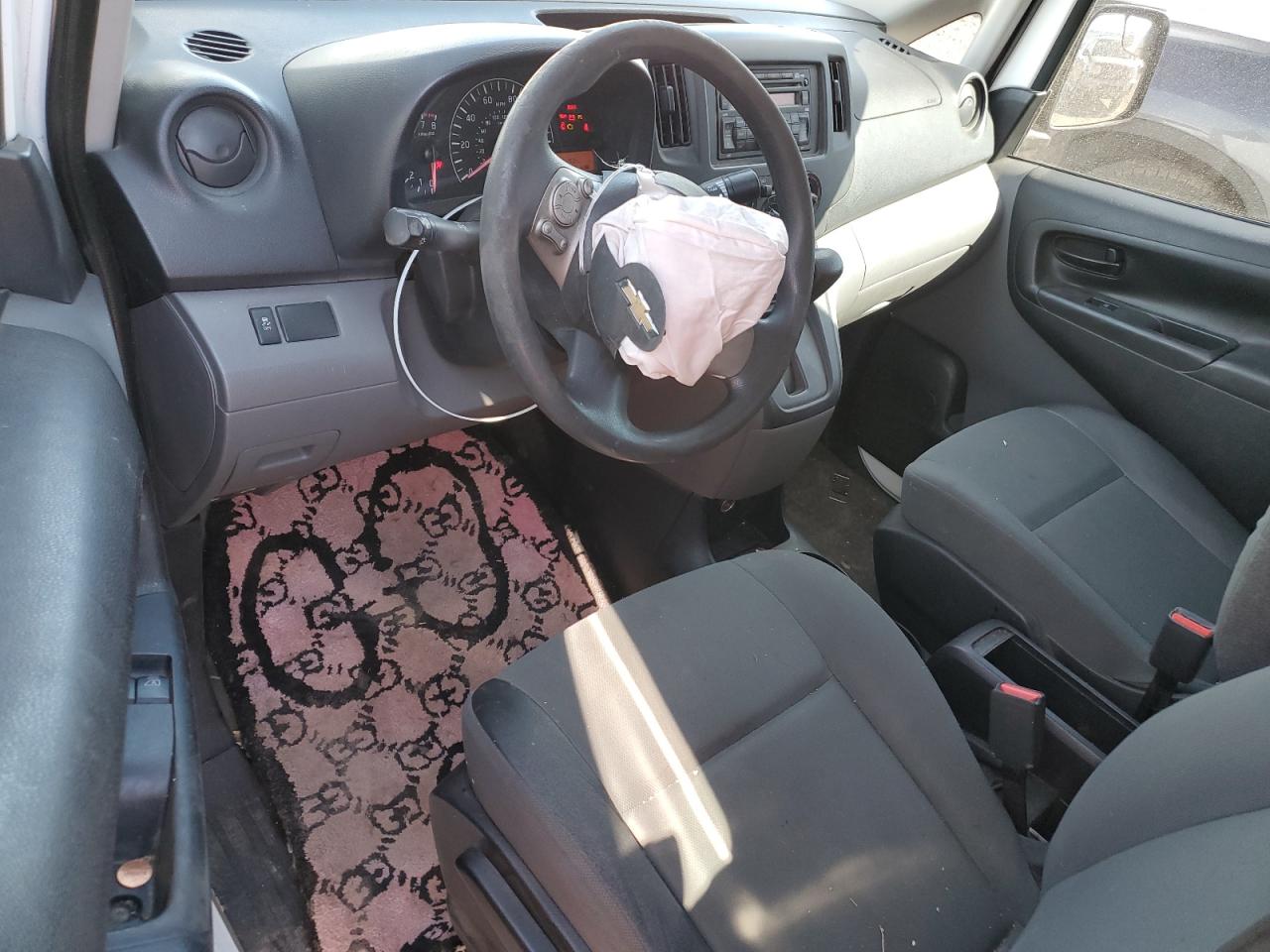2015 Chevrolet Express - Image 8