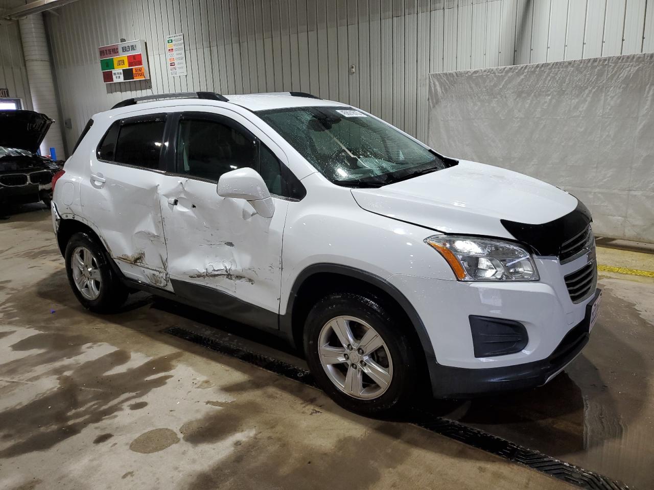 2016 Chevrolet Trax - Image 4
