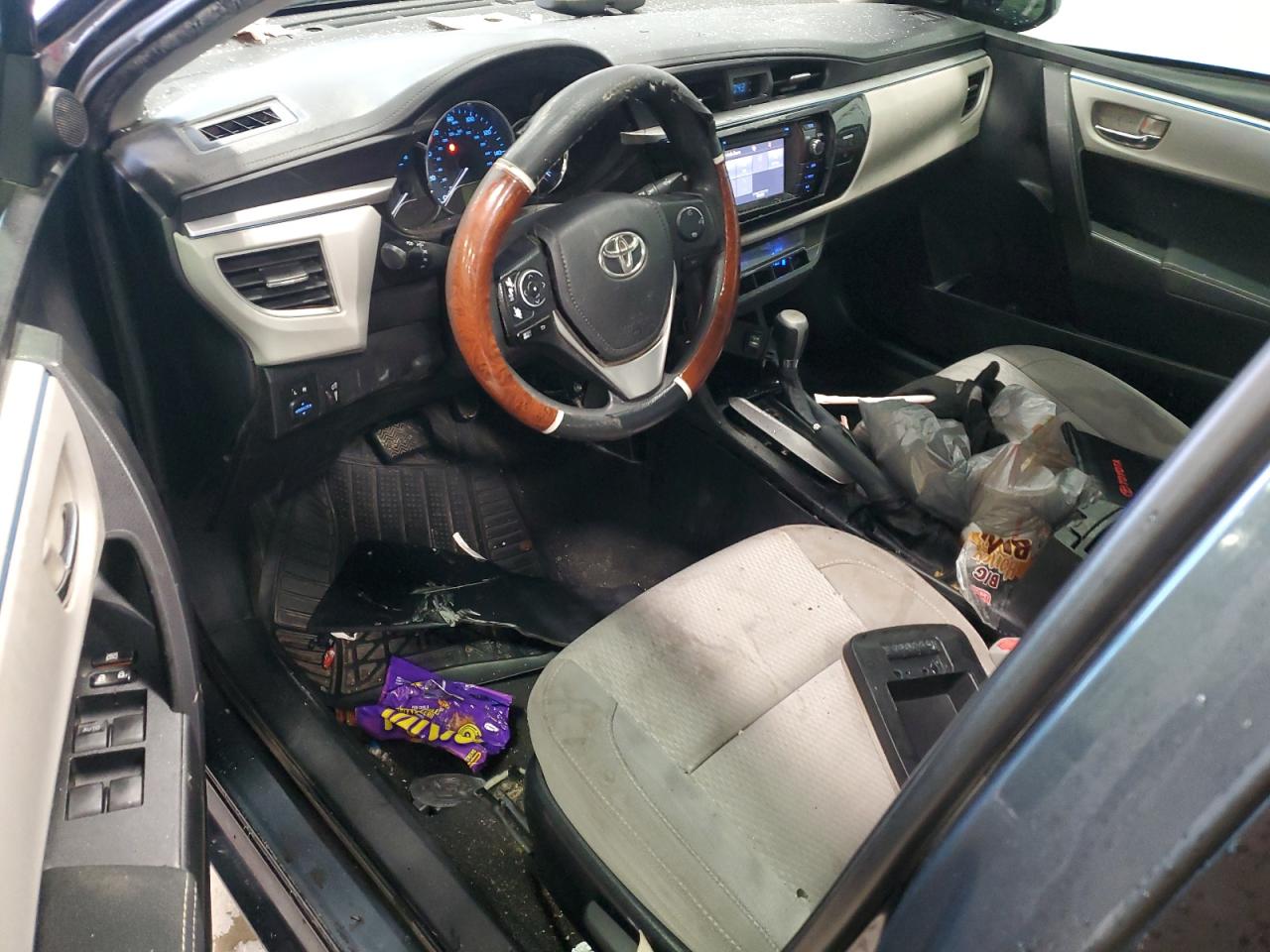 2015 Toyota Corolla - Image 8