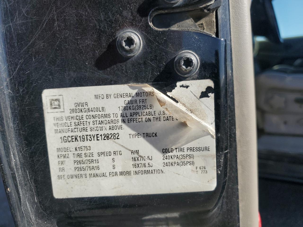 2000 Chevrolet Silverado - Image 12