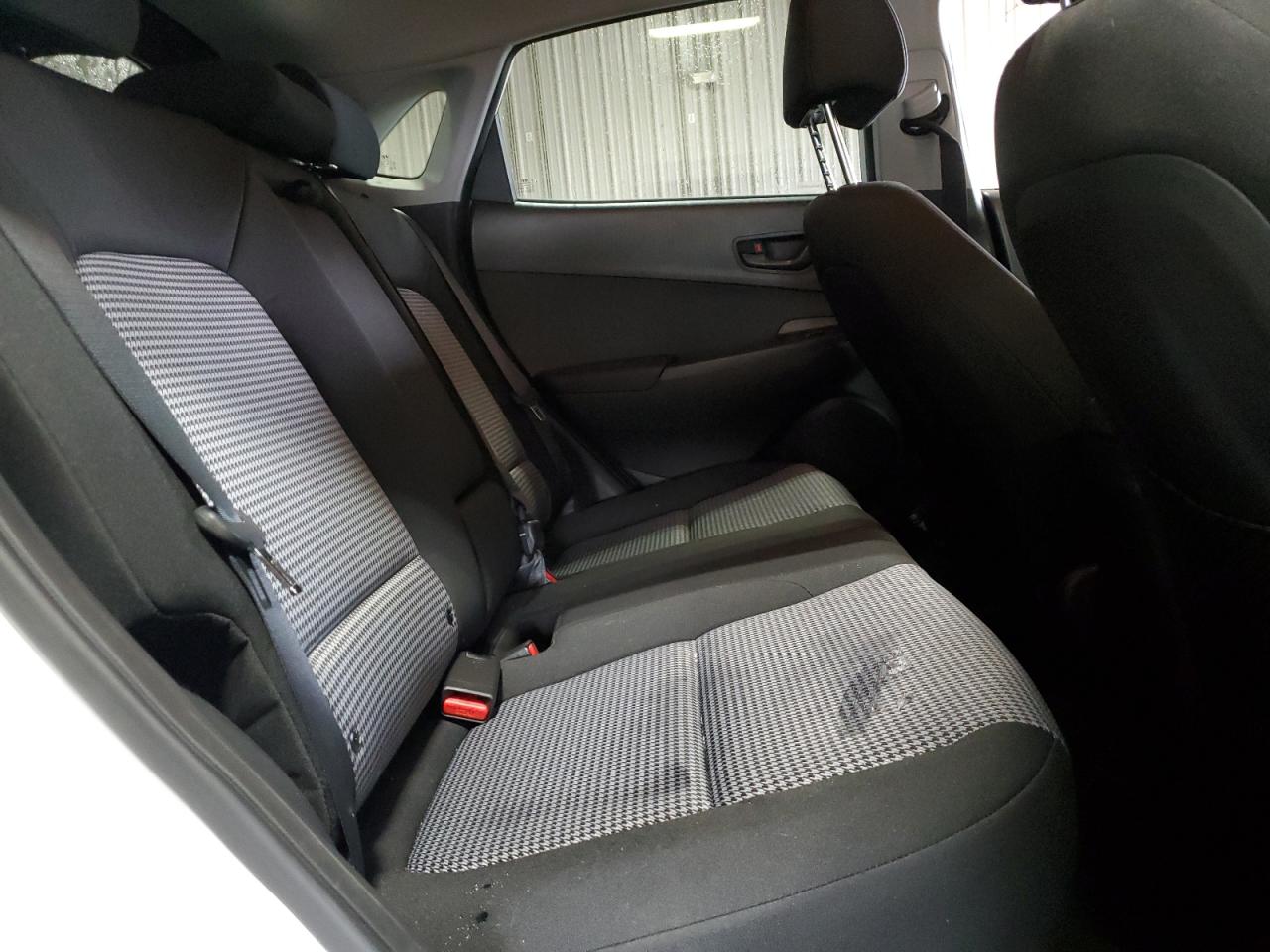 2021 Hyundai Kona - Image 11