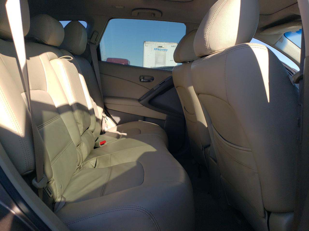 2011 Nissan Murano - Image 10