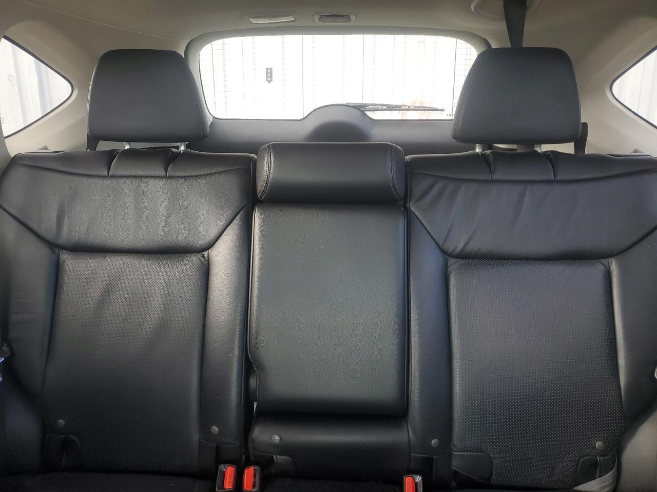 2015 Honda CR-V - Image 10