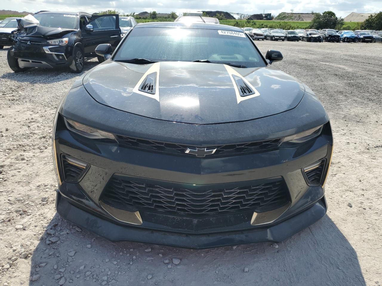 2018 Chevrolet Camaro - Image 5
