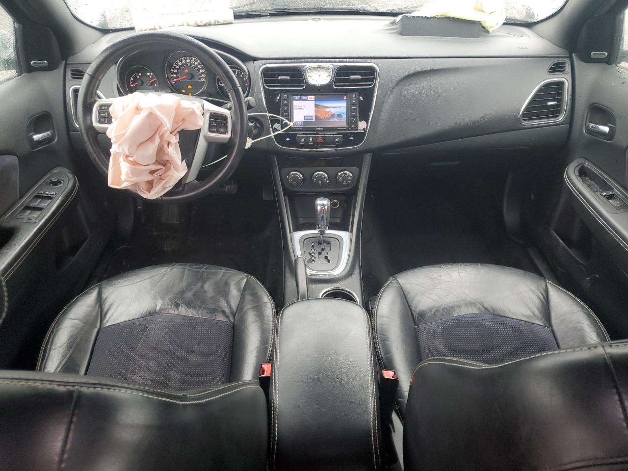 2013 Chrysler 200 - Image 8