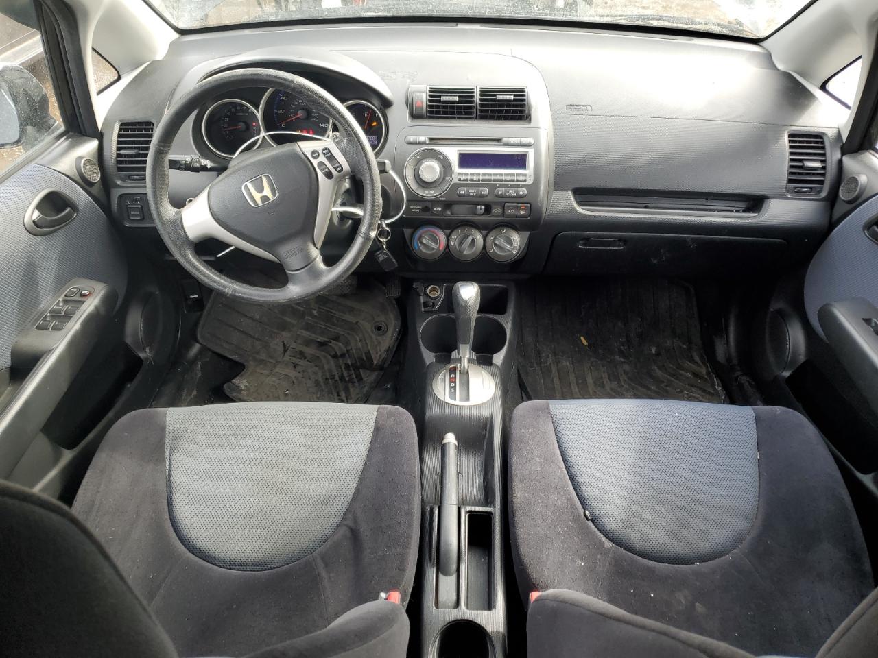 2008 Honda Fit - Image 8