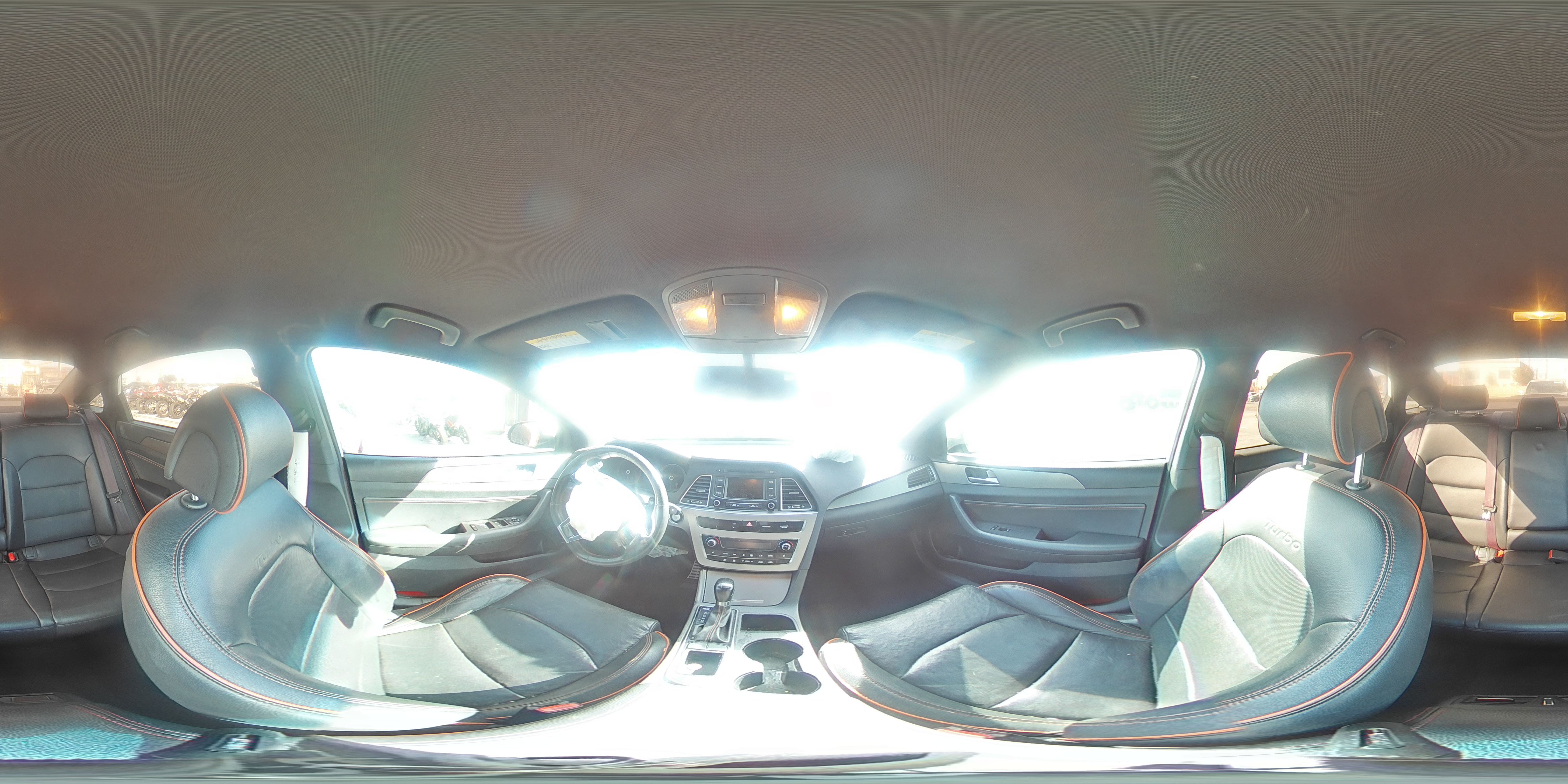 2015 Hyundai Sonata - Image 13