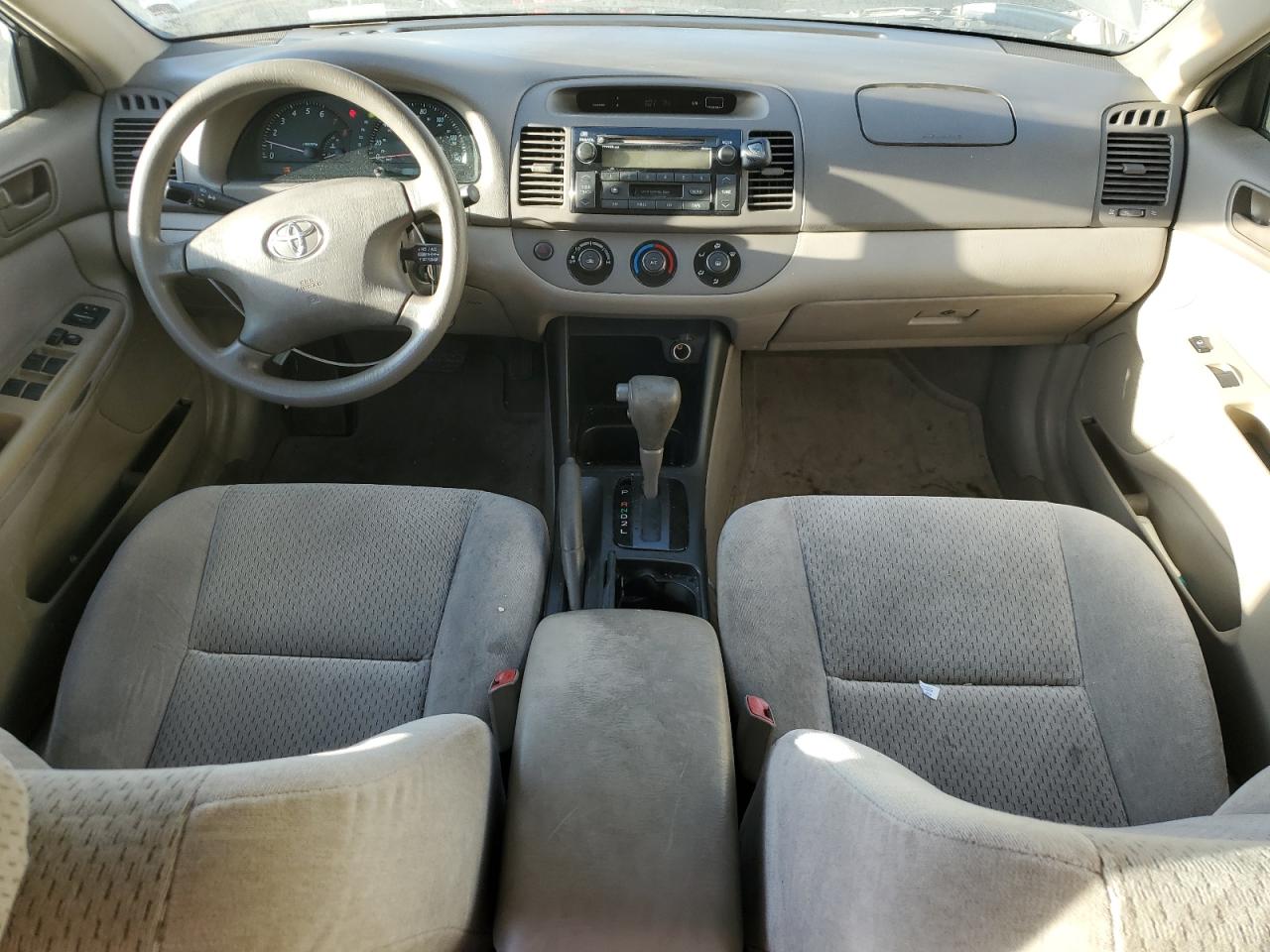 2004 Toyota Camry - Image 8