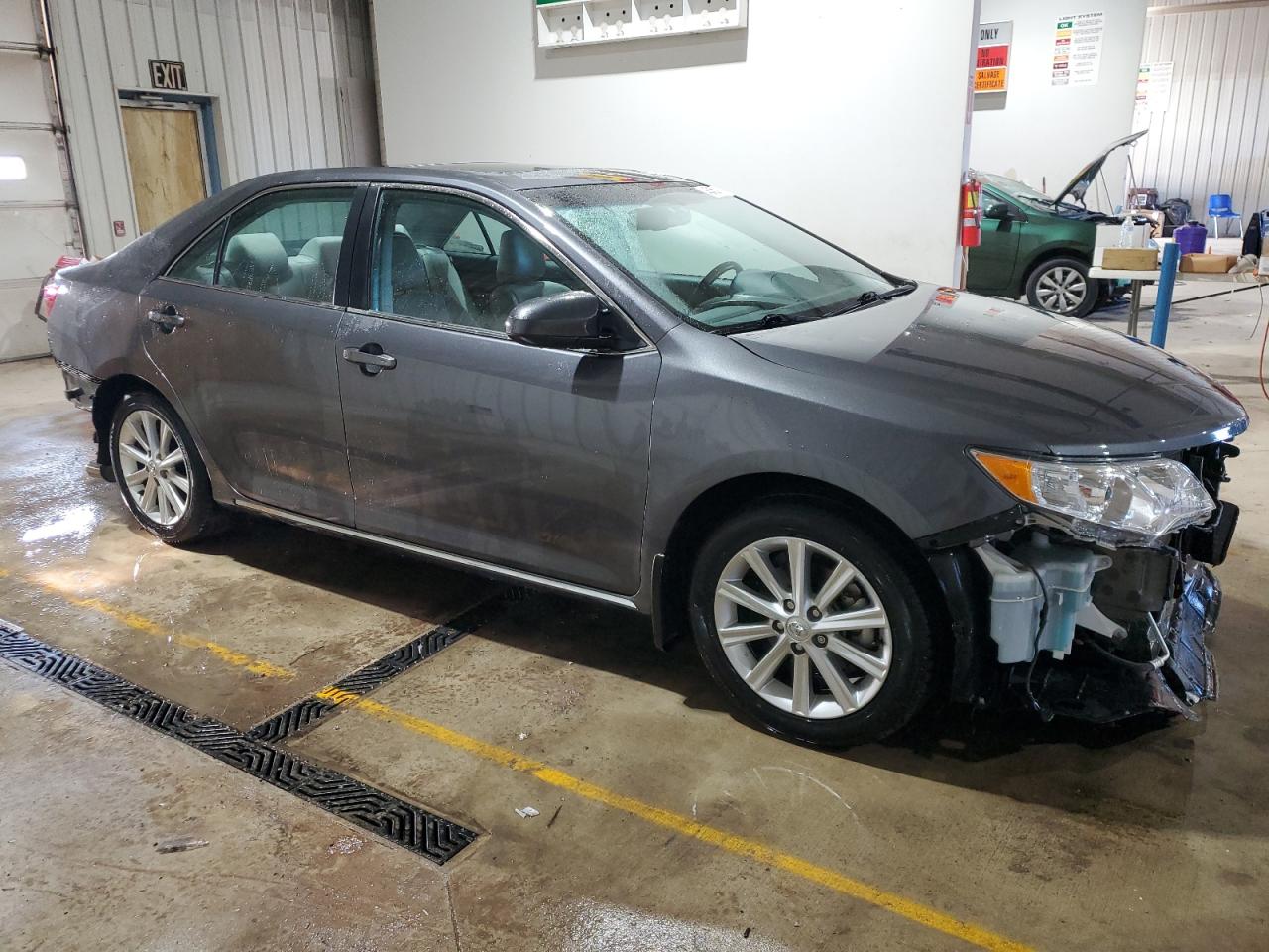 2013 Toyota Camry - Image 4
