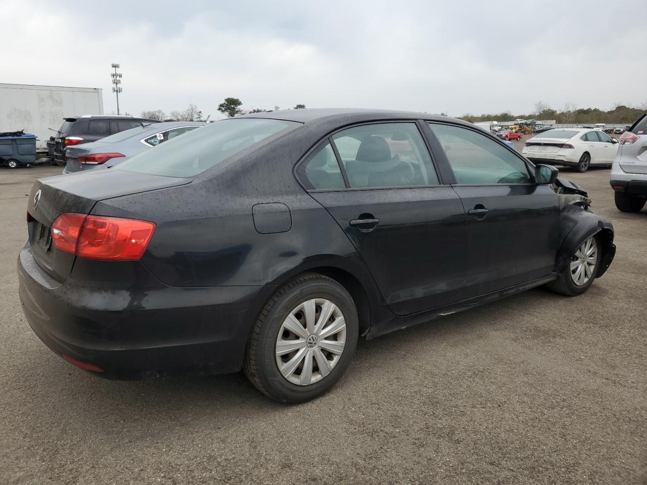 2014 Volkswagen Jetta - Image 3