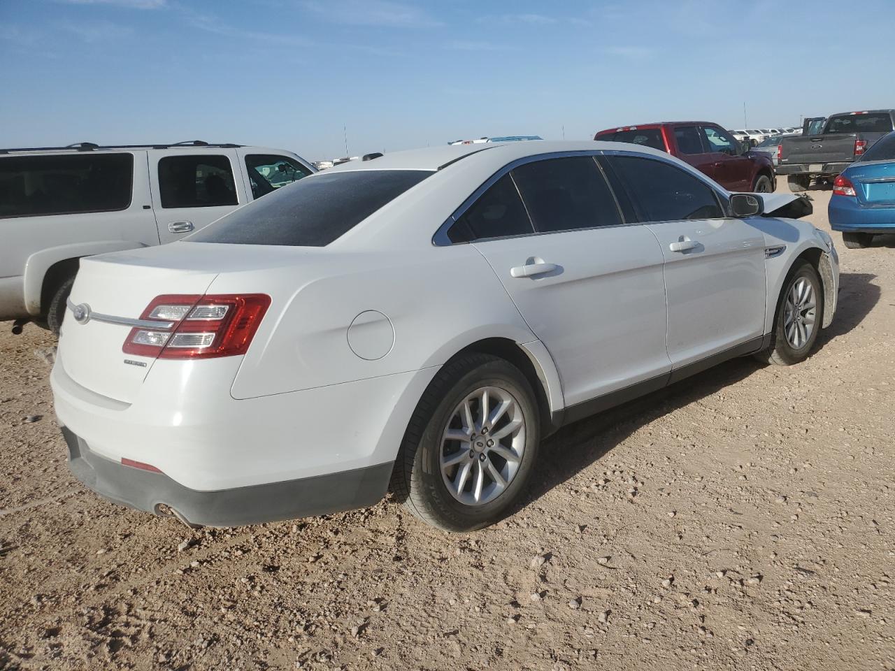 2013 Ford Taurus - Image 3