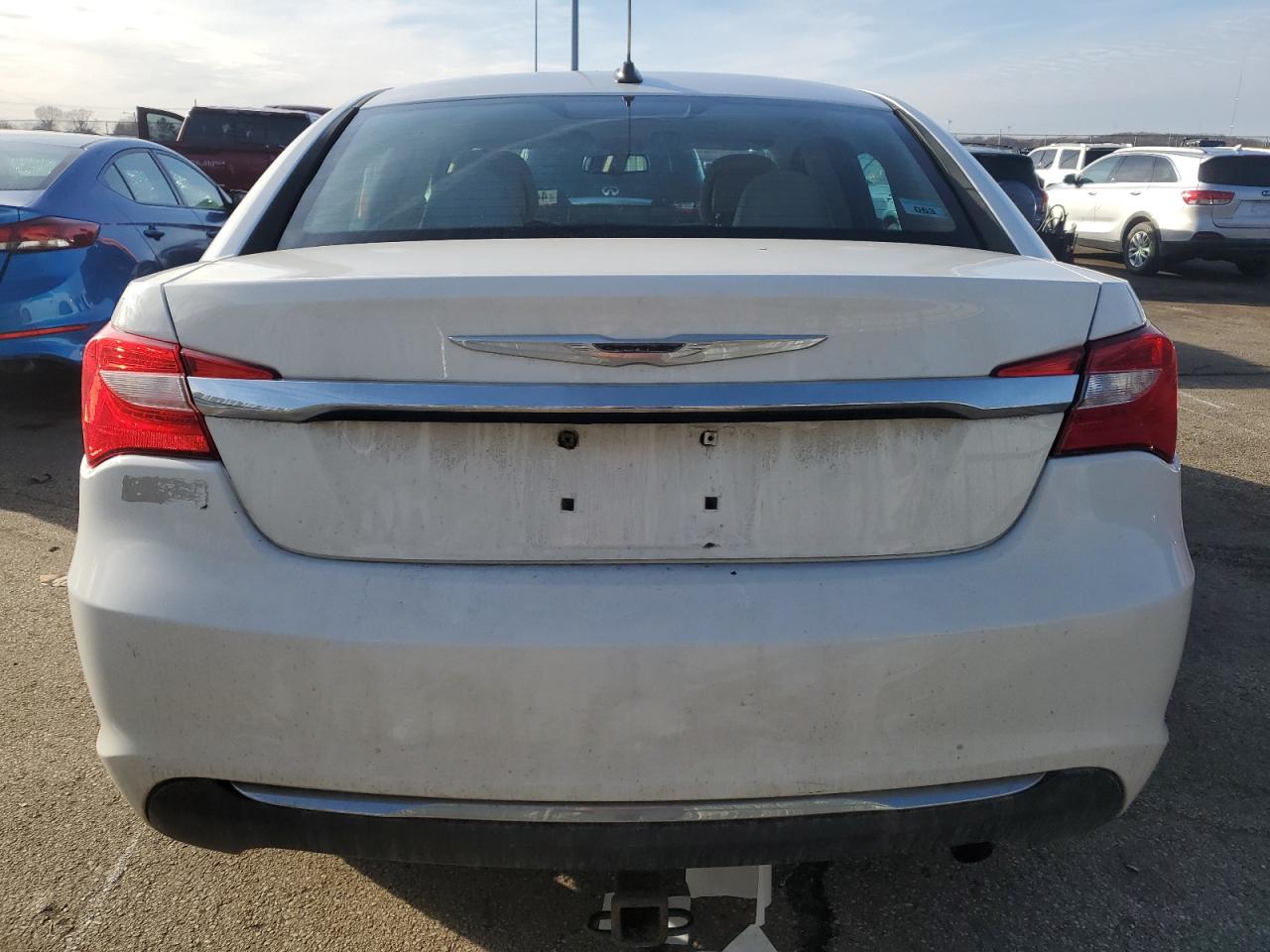 2012 Chrysler 200 - Image 6