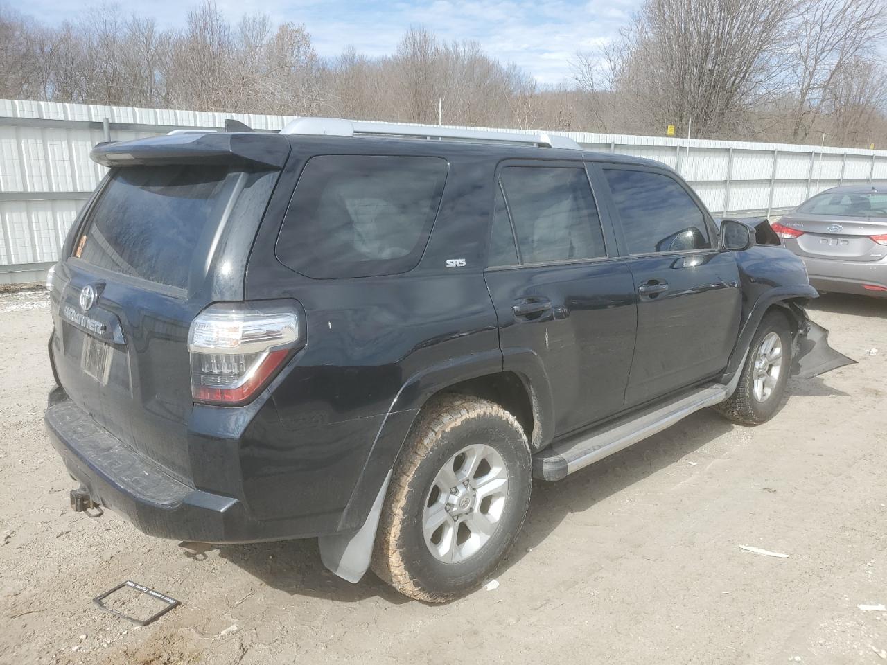 2016 Toyota 4Runner - Image 3
