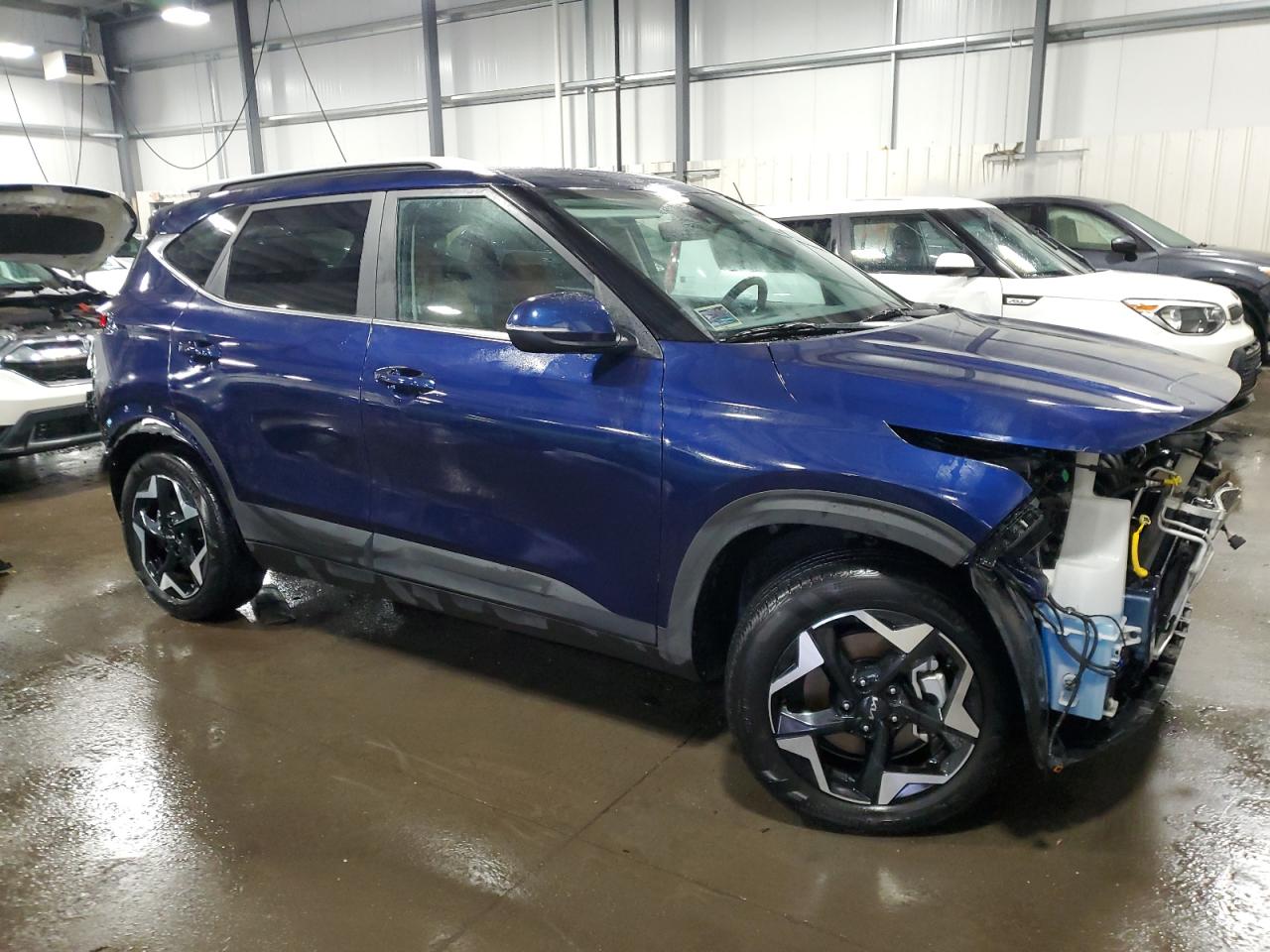 2024 Kia Seltos - Image 4