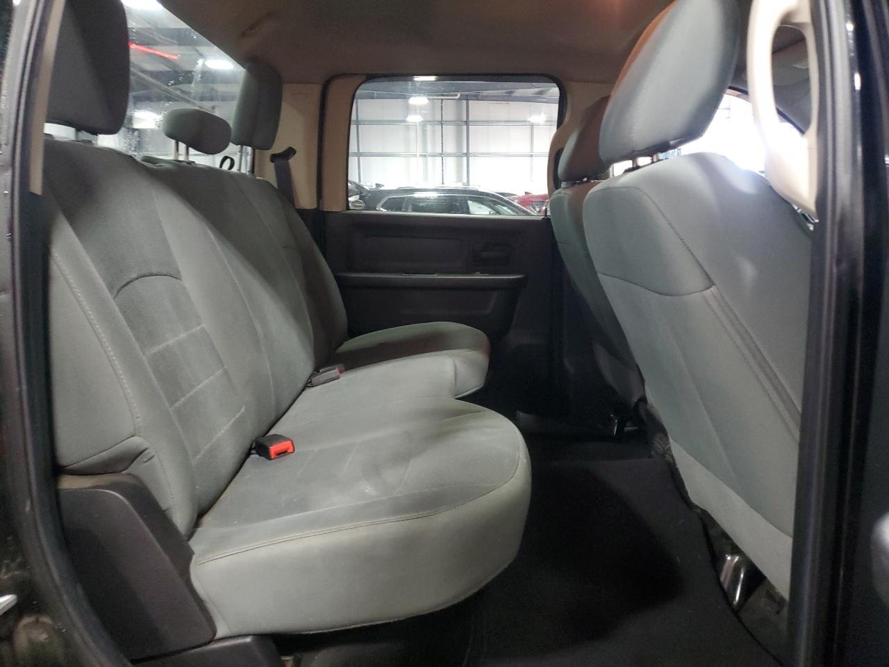 2014 RAM 1500 - Image 11