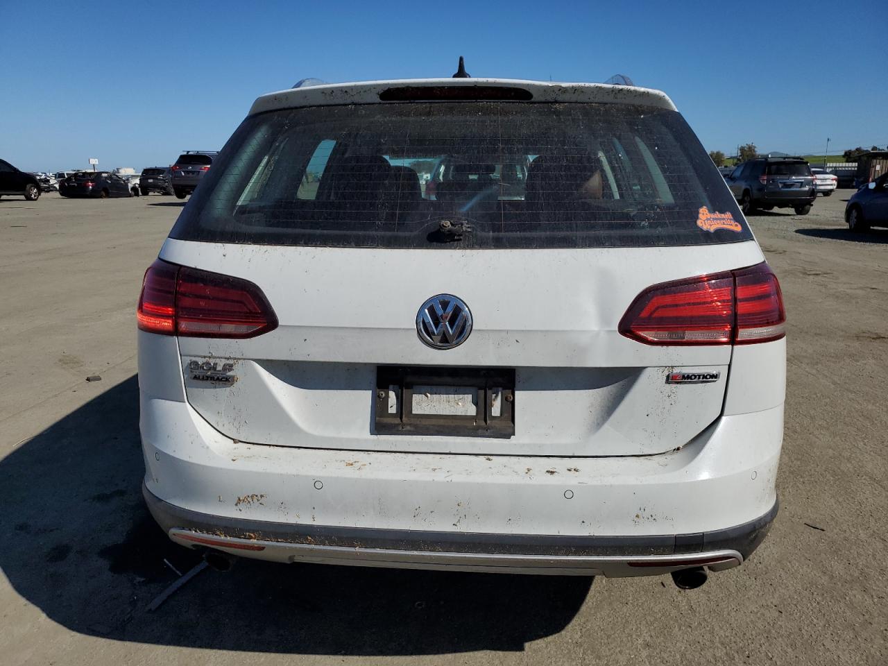 2019 Volkswagen Golf - Image 6