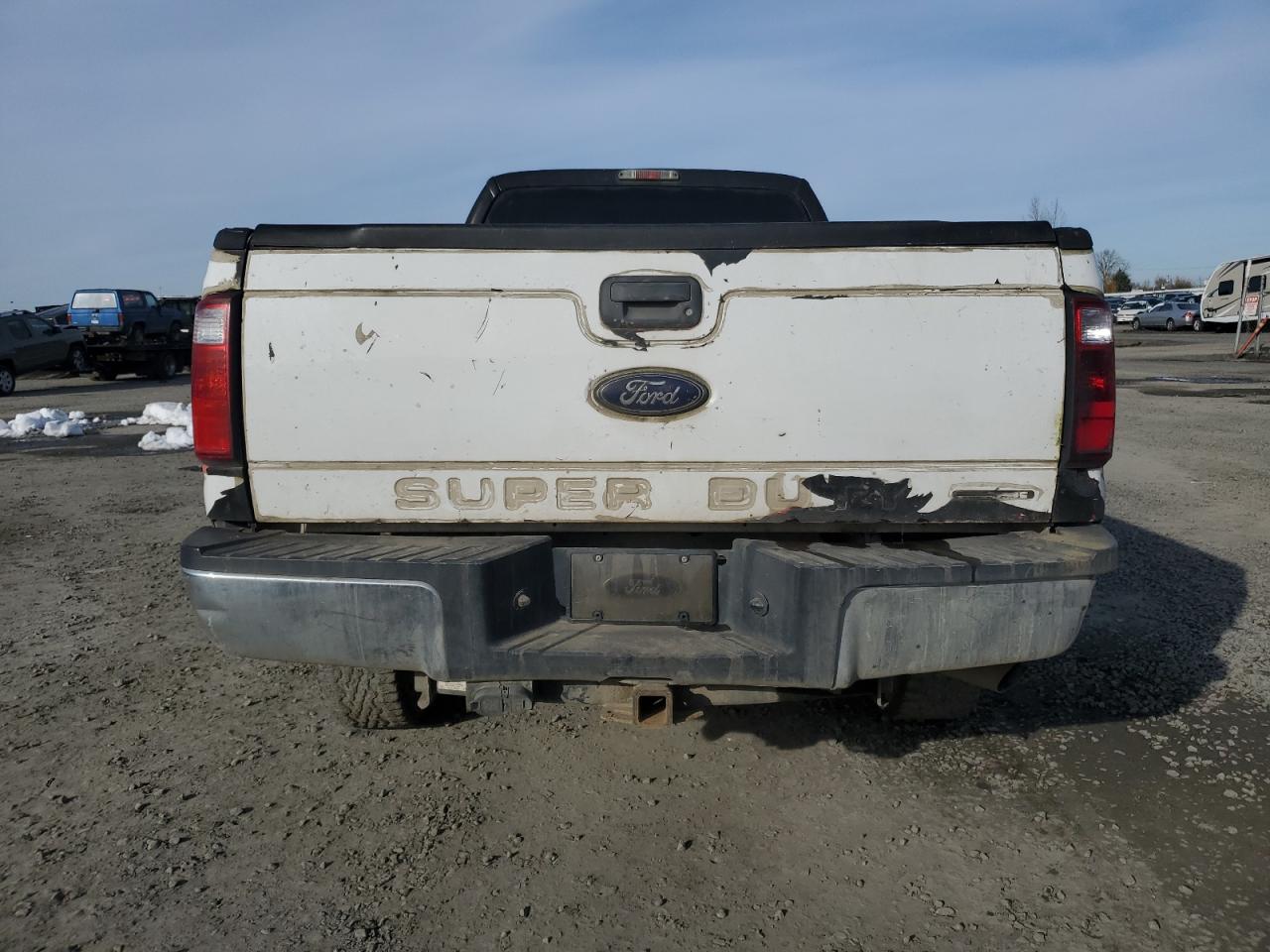 2016 Ford F350 - Image 6