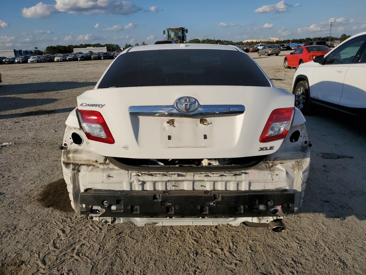 2011 Toyota Camry - Image 6