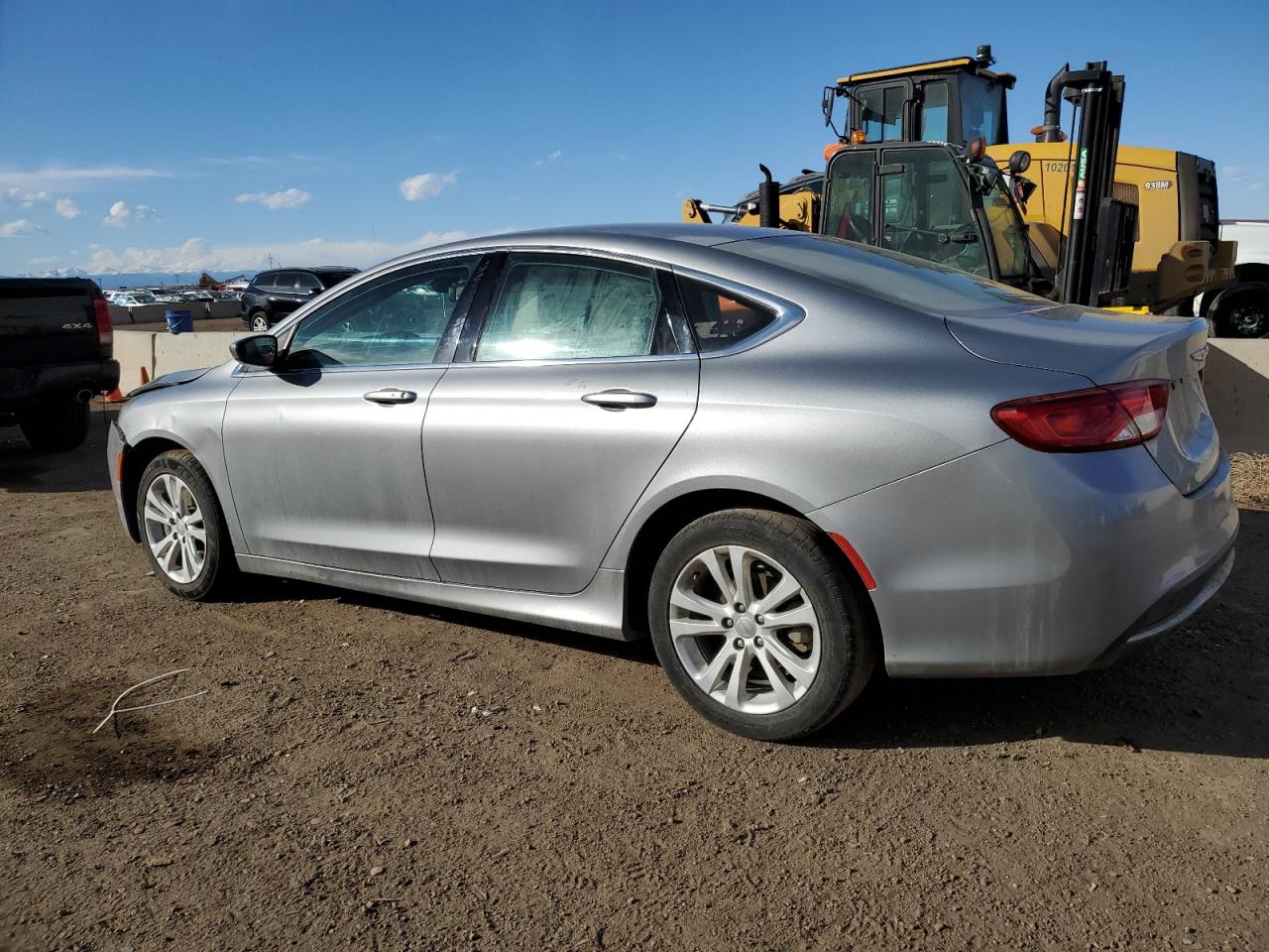 2016 Chrysler 200 - Image 2