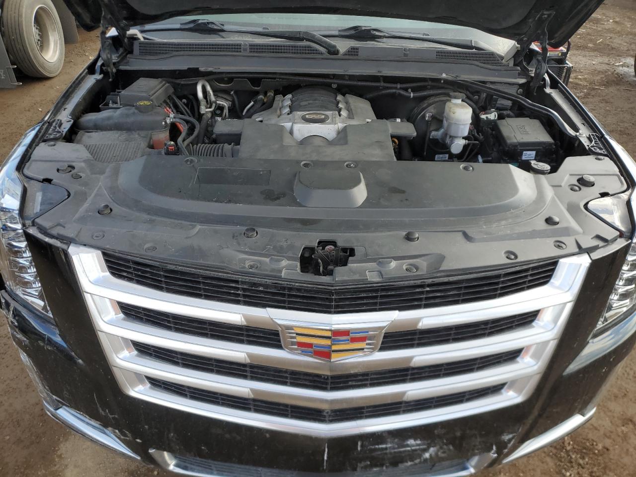 2019 Cadillac Escalade - Image 12
