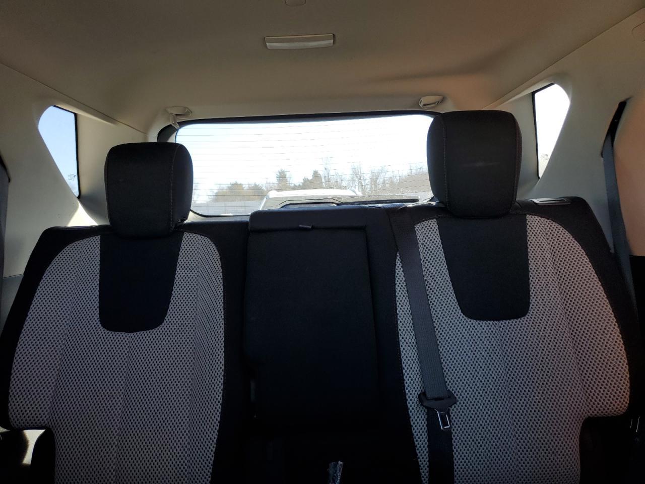 2016 Chevrolet Equinox - Image 10