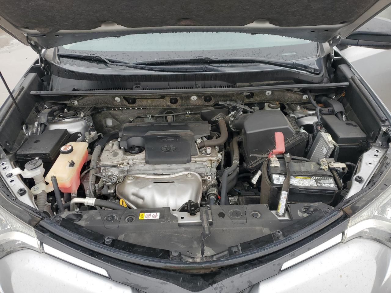 2018 Toyota RAV 4 - Image 12