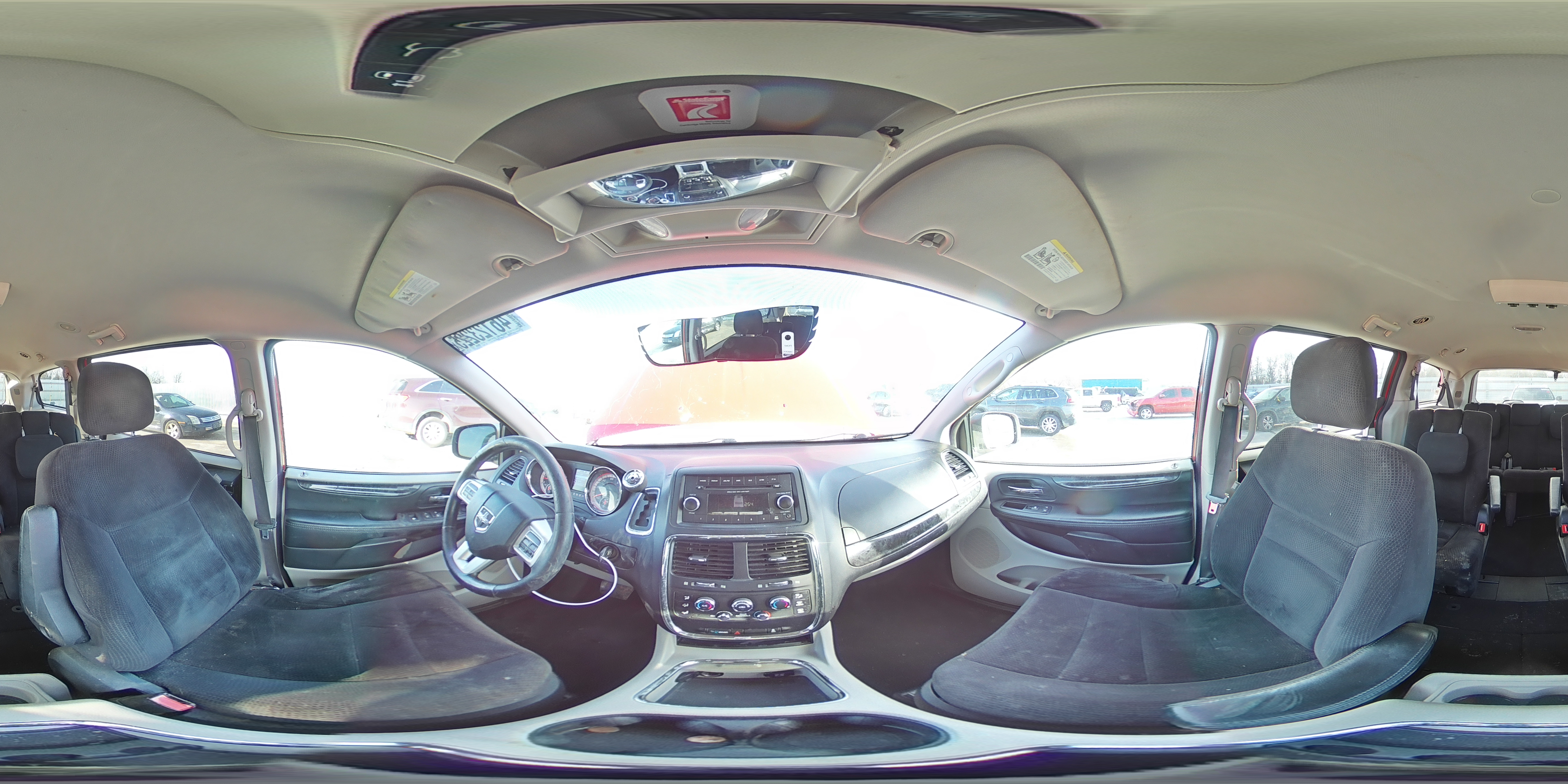 2014 Dodge Caravan - Image 14