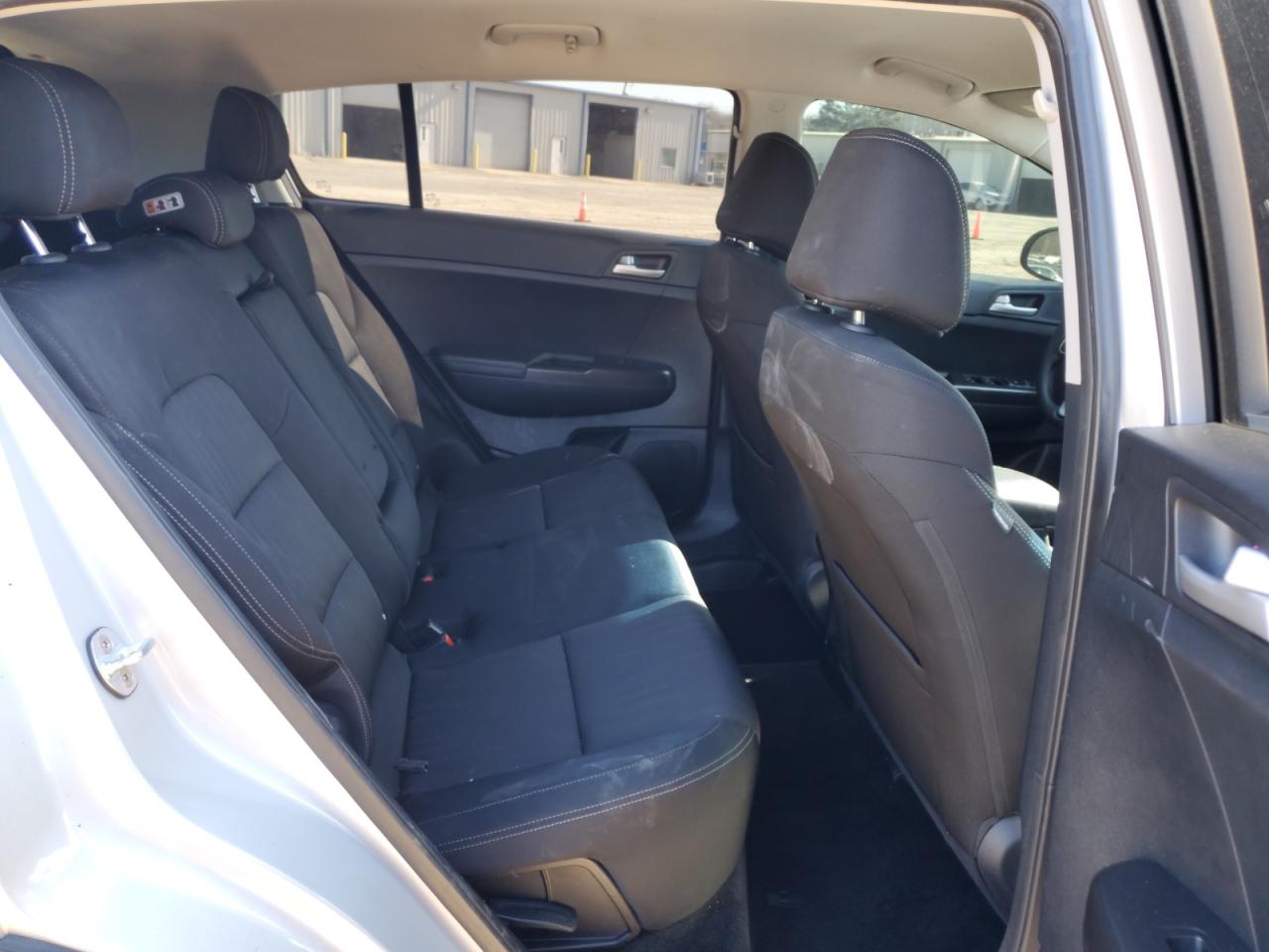 2017 Kia Sportage - Image 10
