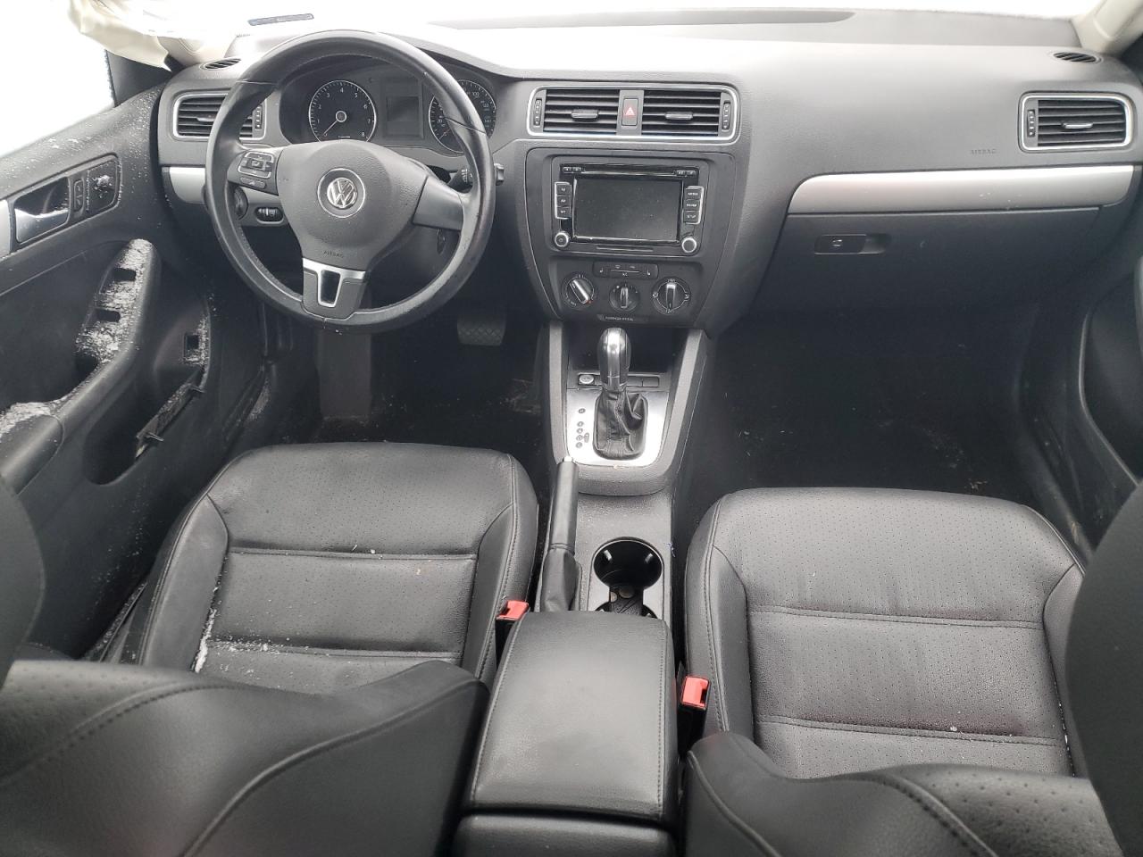 2014 Volkswagen Jetta - Image 8