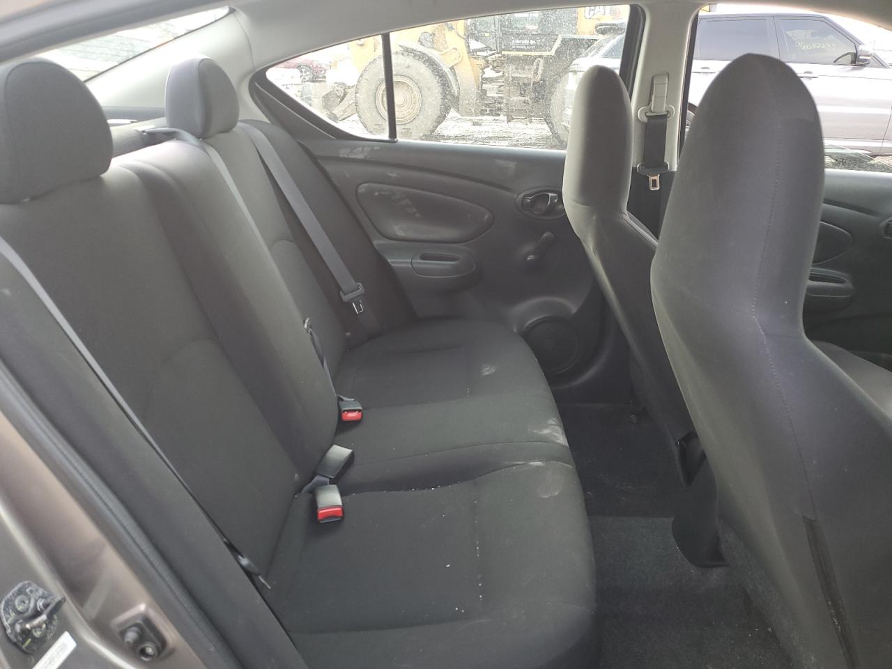 2015 Nissan Versa - Image 10