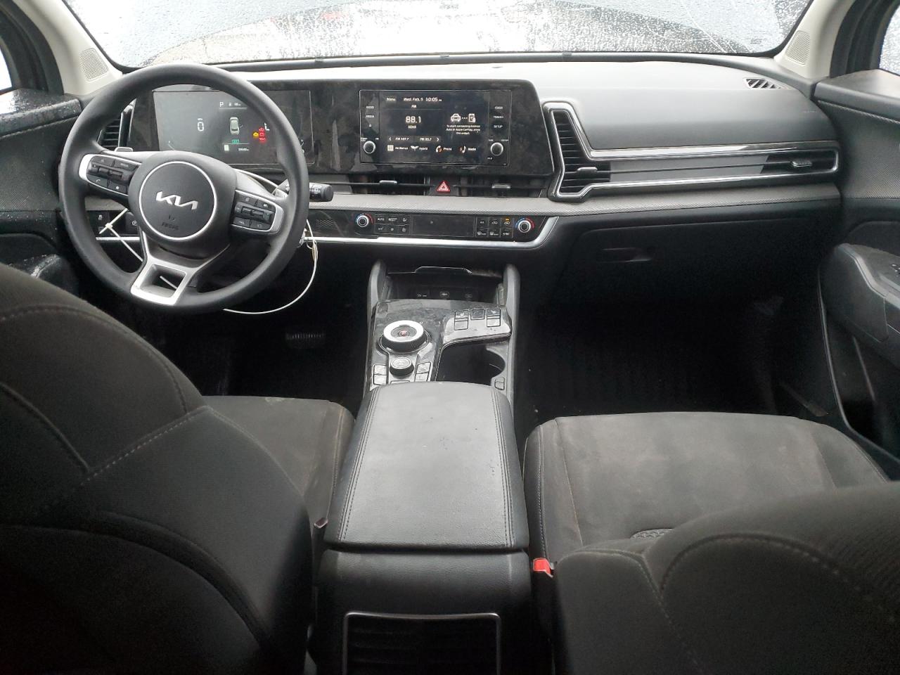 2023 Kia Sportage - Image 8