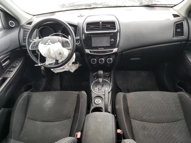 MITSUBISHI OUTLANDER 2015 Czerwony