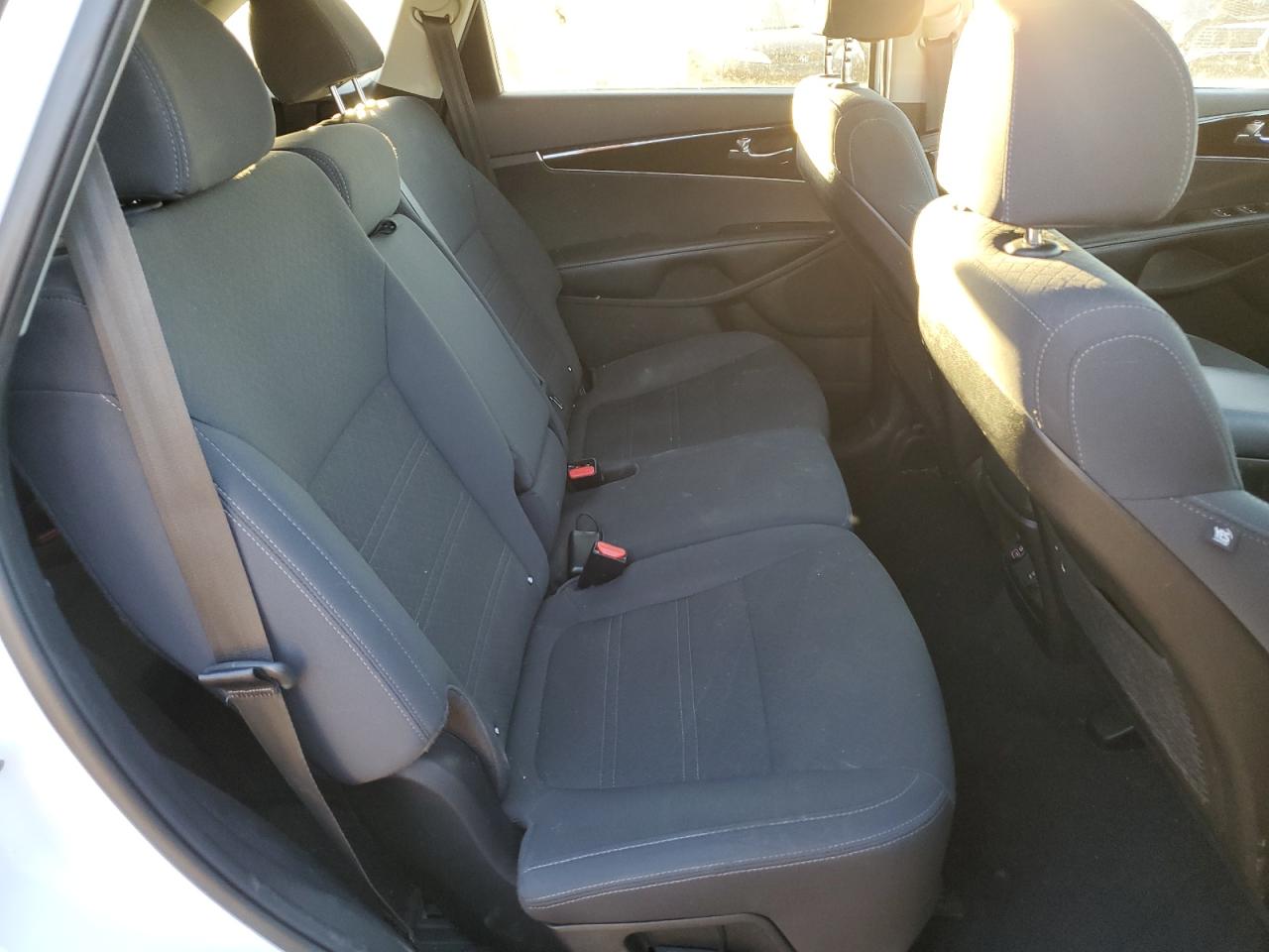 2018 Kia Sorento - Image 11