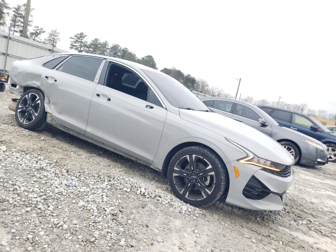 2022 Kia K5 - Image 4