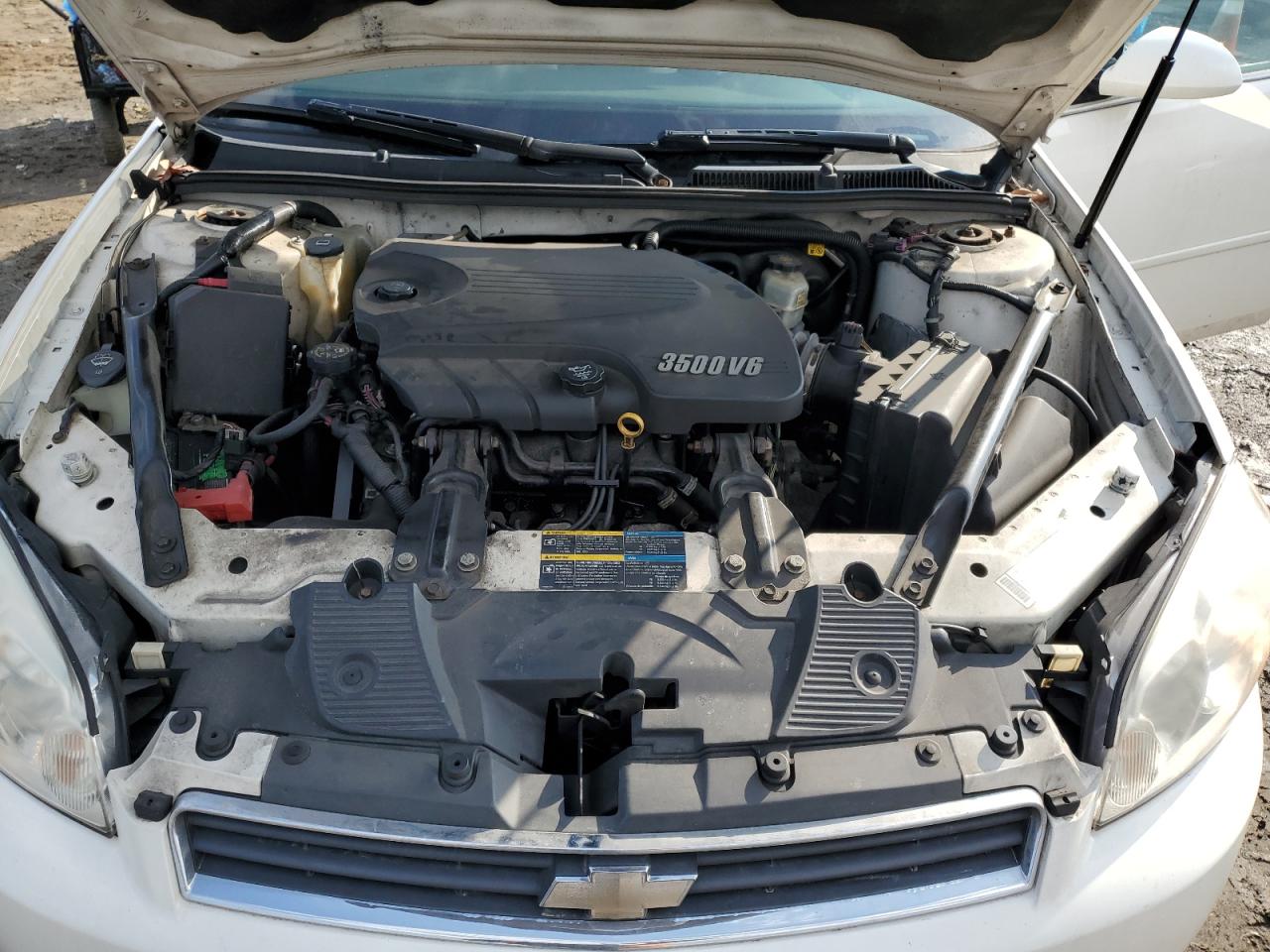 2007 Chevrolet Impala - Image 13