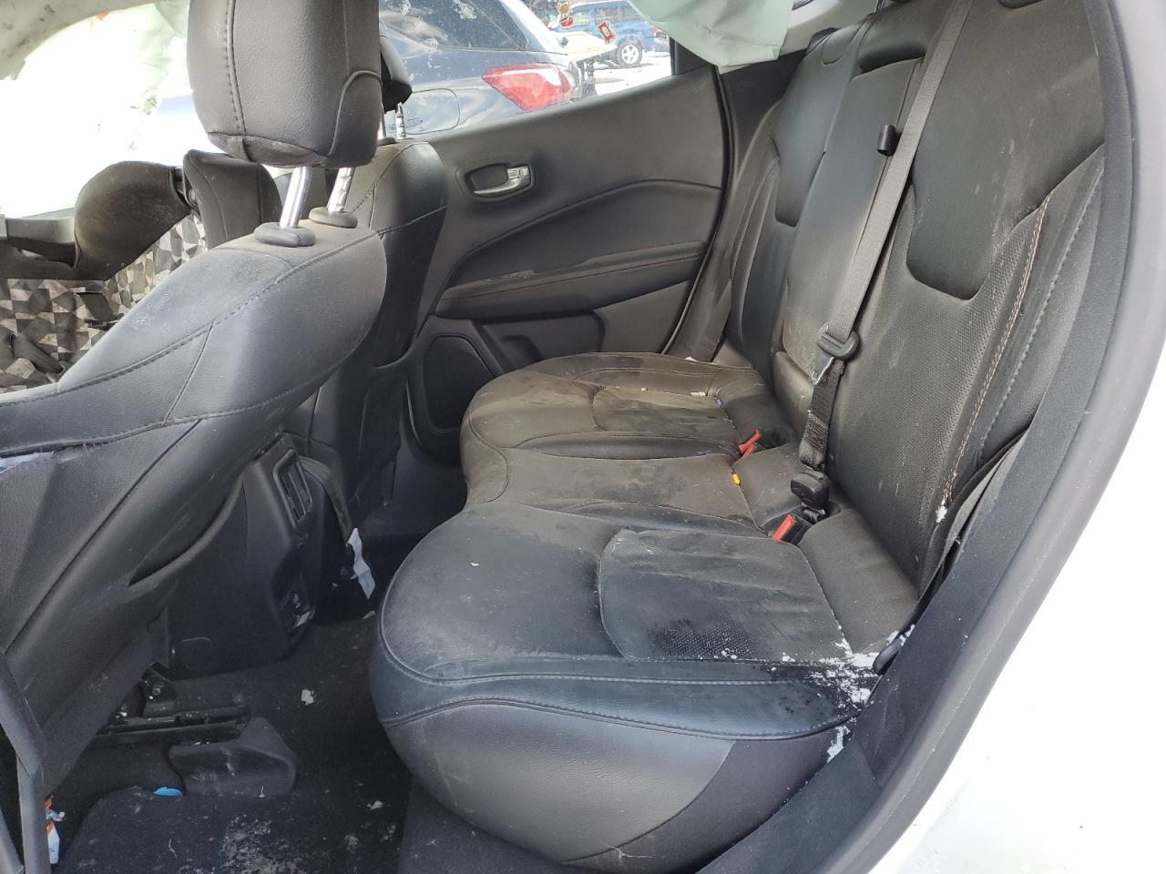 2021 Jeep Compass - Image 11