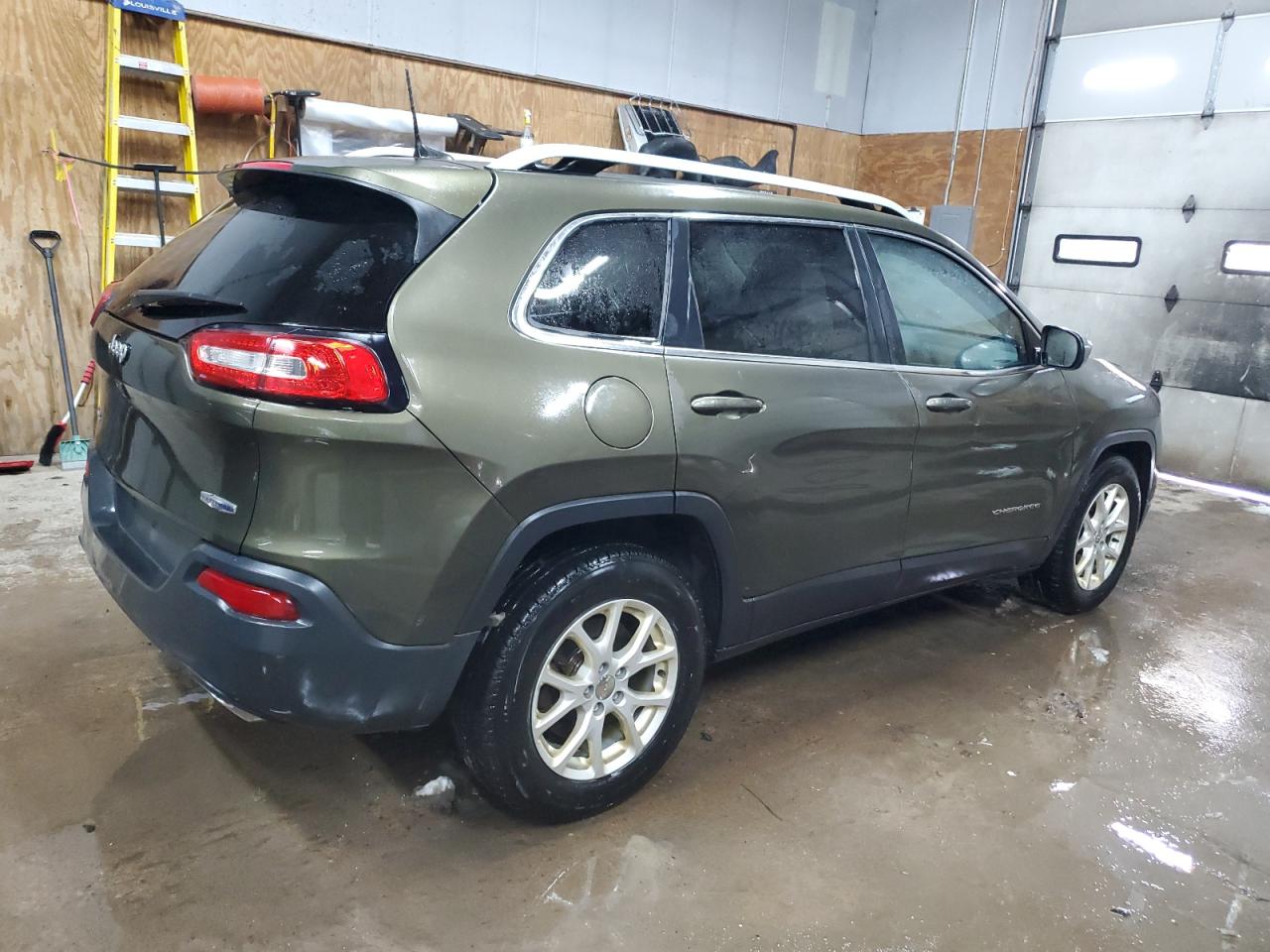 2016 Jeep Grand Cherokee - Image 3