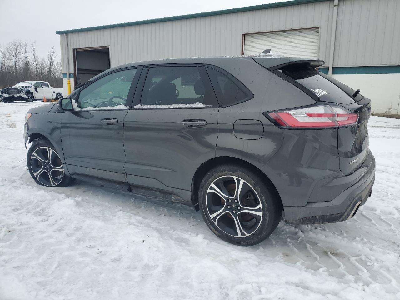 2019 Ford Edge - Image 2