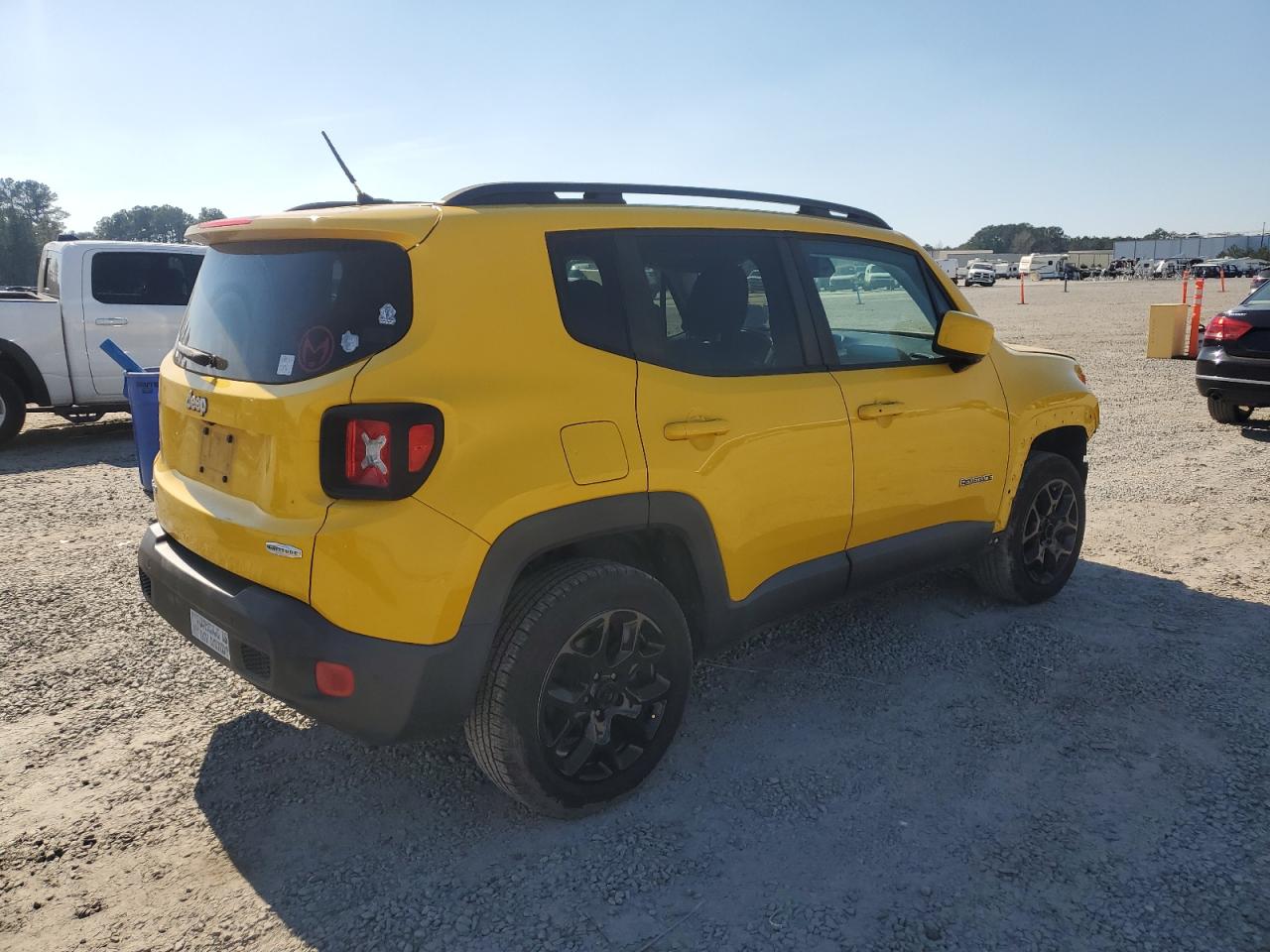 2016 Jeep Renegade - Image 3
