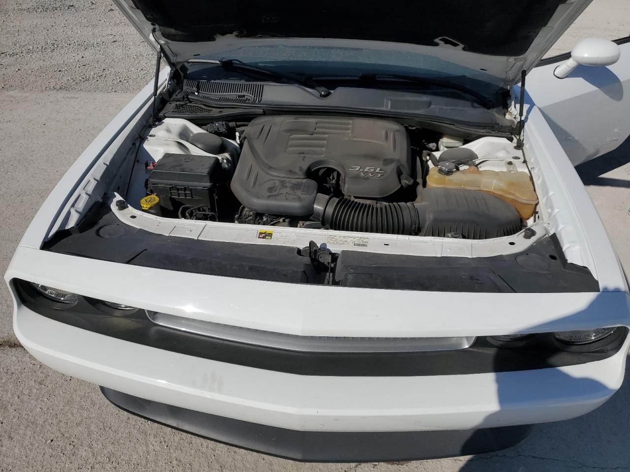 2013 Dodge Challenger - Image 11