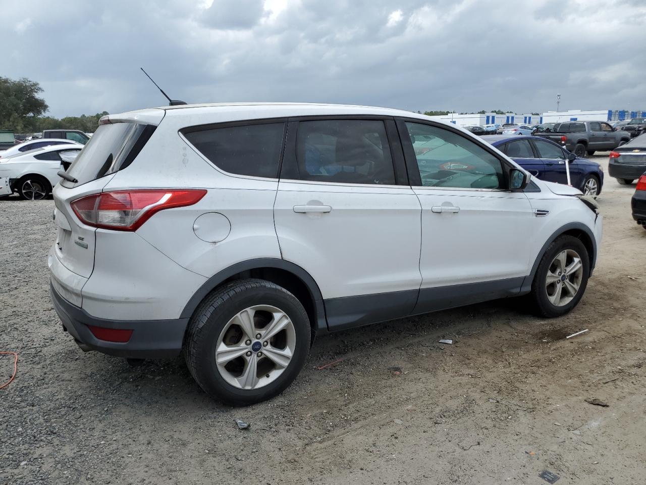 2015 Ford Escape - Image 3