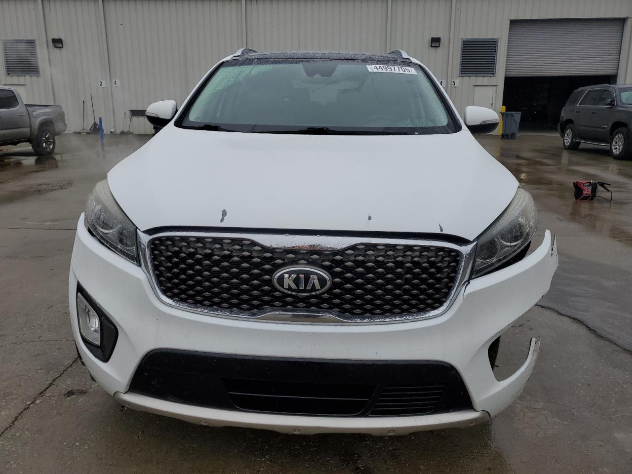 2017 Kia Sorento - Image 5
