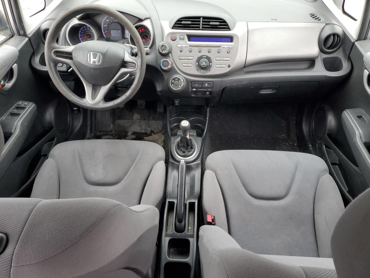 2010 Honda Fit - Image 8