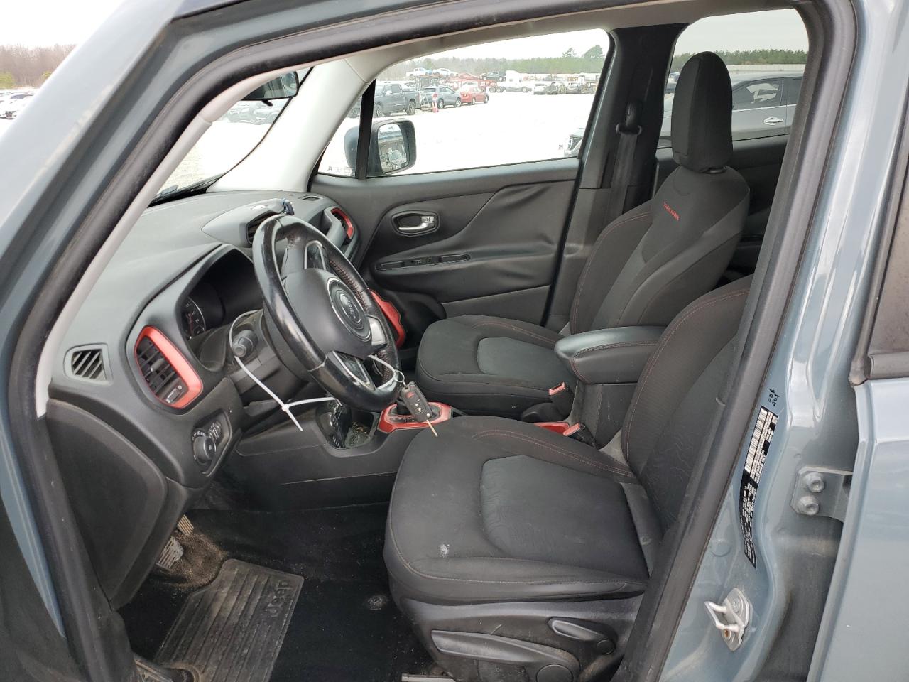 2015 Jeep Renegade - Image 7