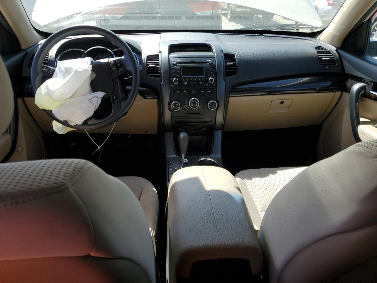 2011 Kia Sorento - Image 8