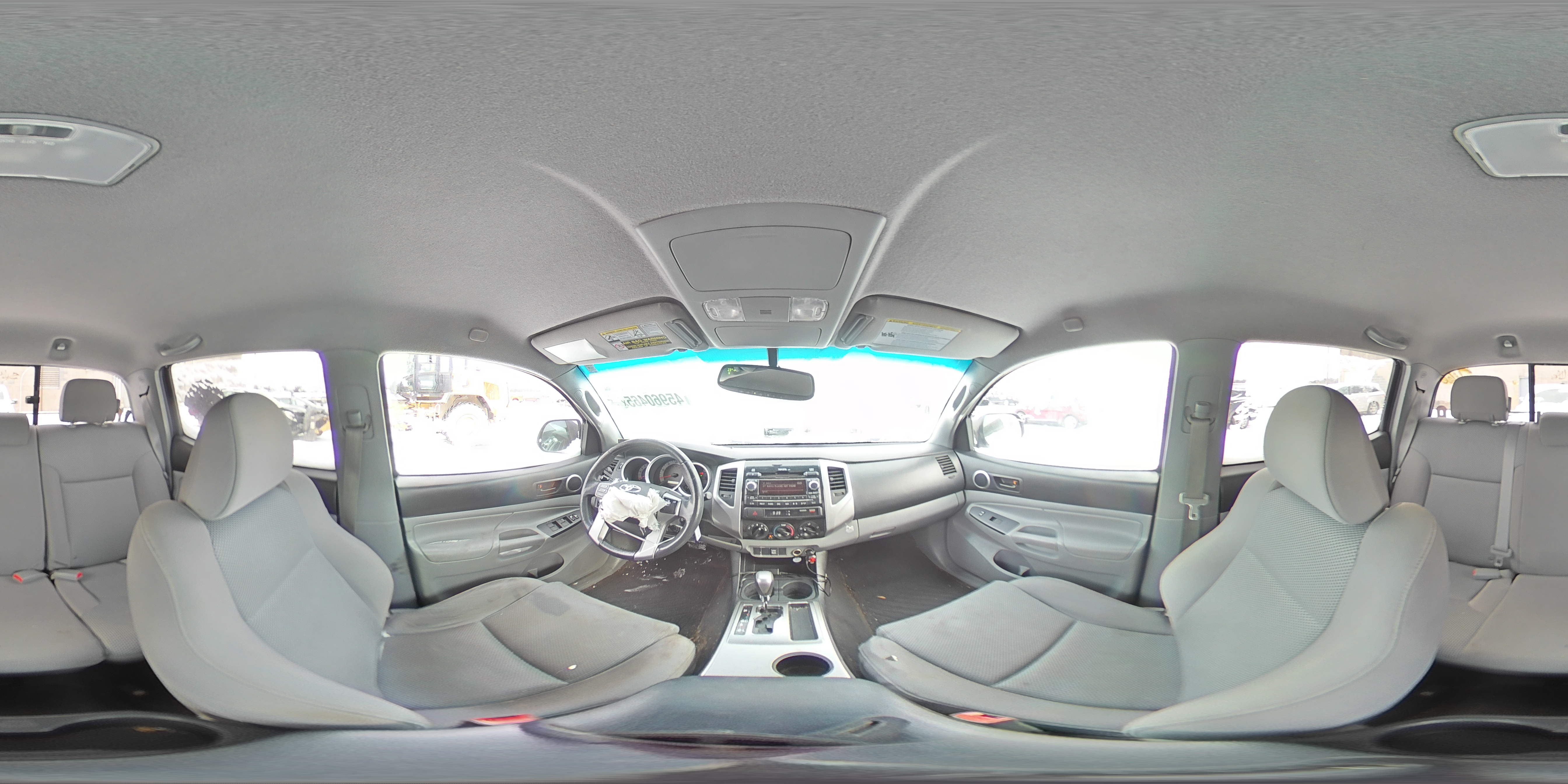 2012 Toyota Tacoma - Image 12